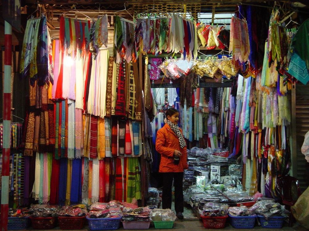 Top 5 exciting shopping experiences in Hanoi