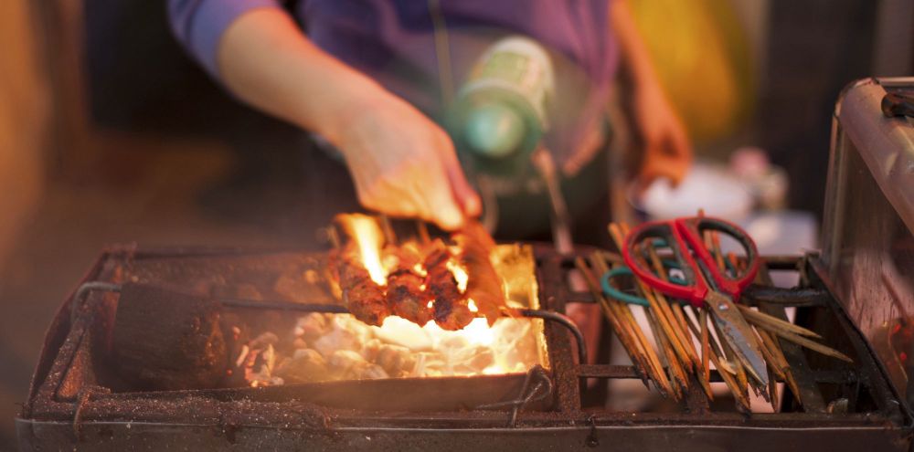 Hanoi Street Food: Into Capital's Cuisine with a food connoisseur