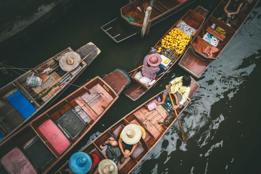 Detailed guide to visit Damnoen Saduak floating market in Bangkok