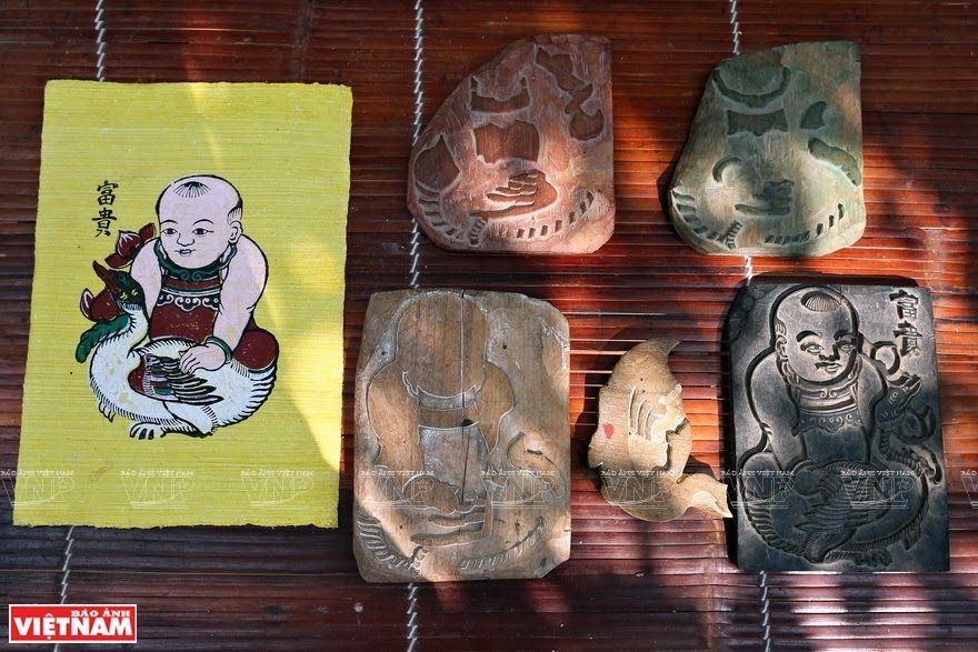 10 recommended traditional Vietnamese souvenirs