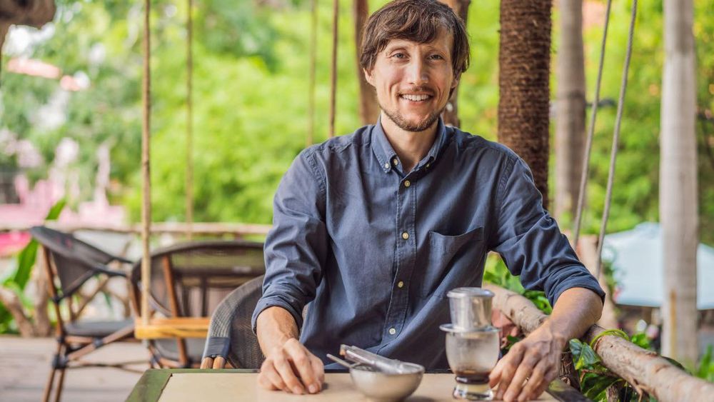 How to make Vietnamese iced coffee at home: A step-by-step guide