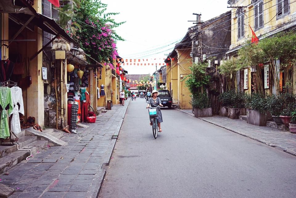 Wandering the acient town is the best things to do in Hoi An. two weeks in Vietnam