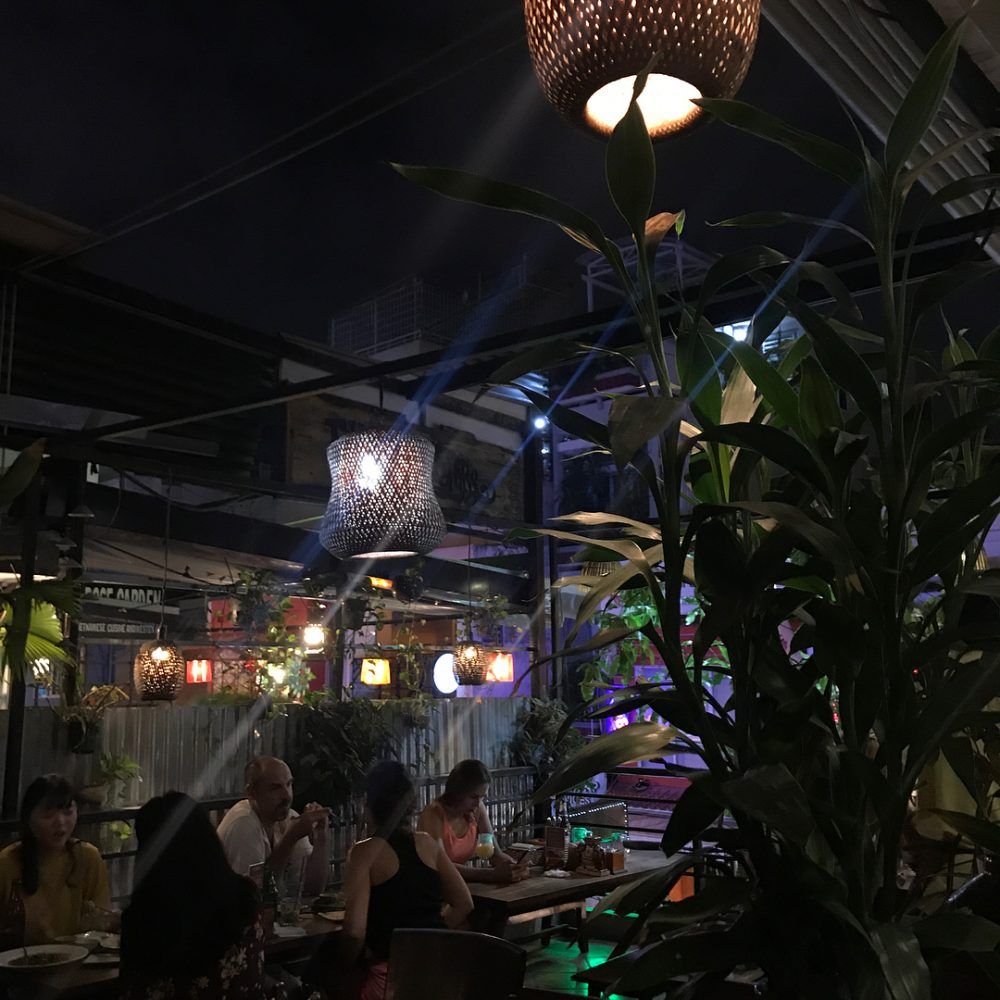 Image courtesy of @jjuu_lee2 bui vien street