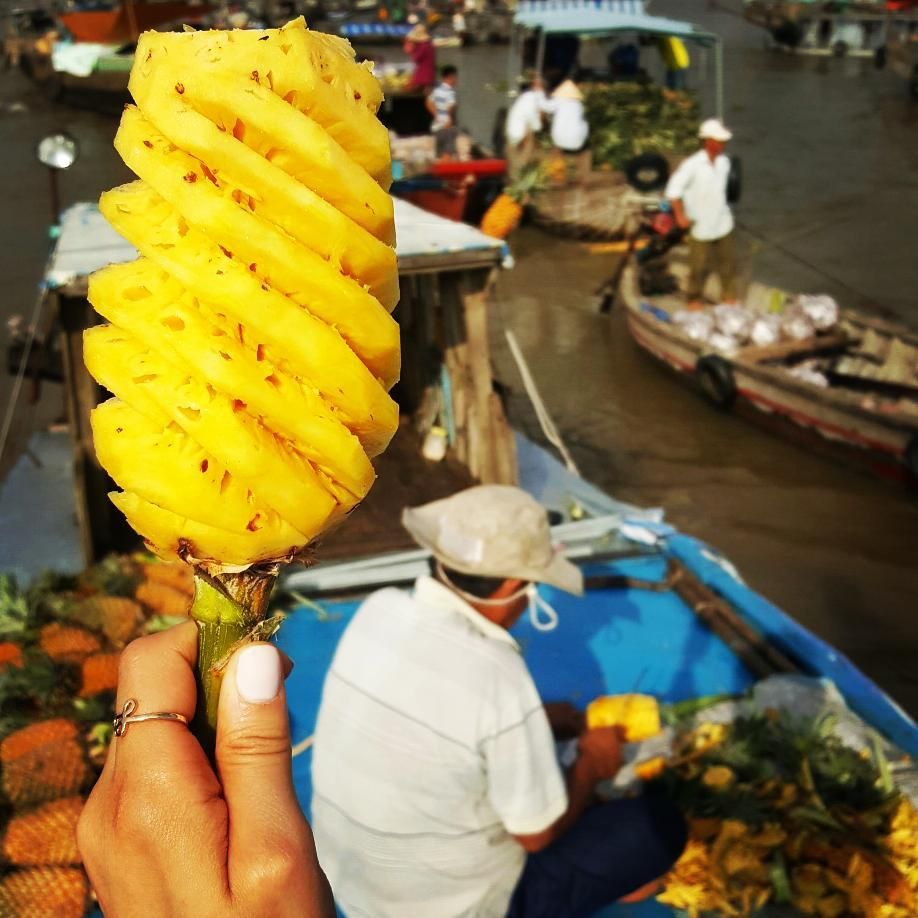 Image courtesy @elise_wos Vietnam local markets