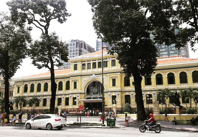 ho chi minh walking tour